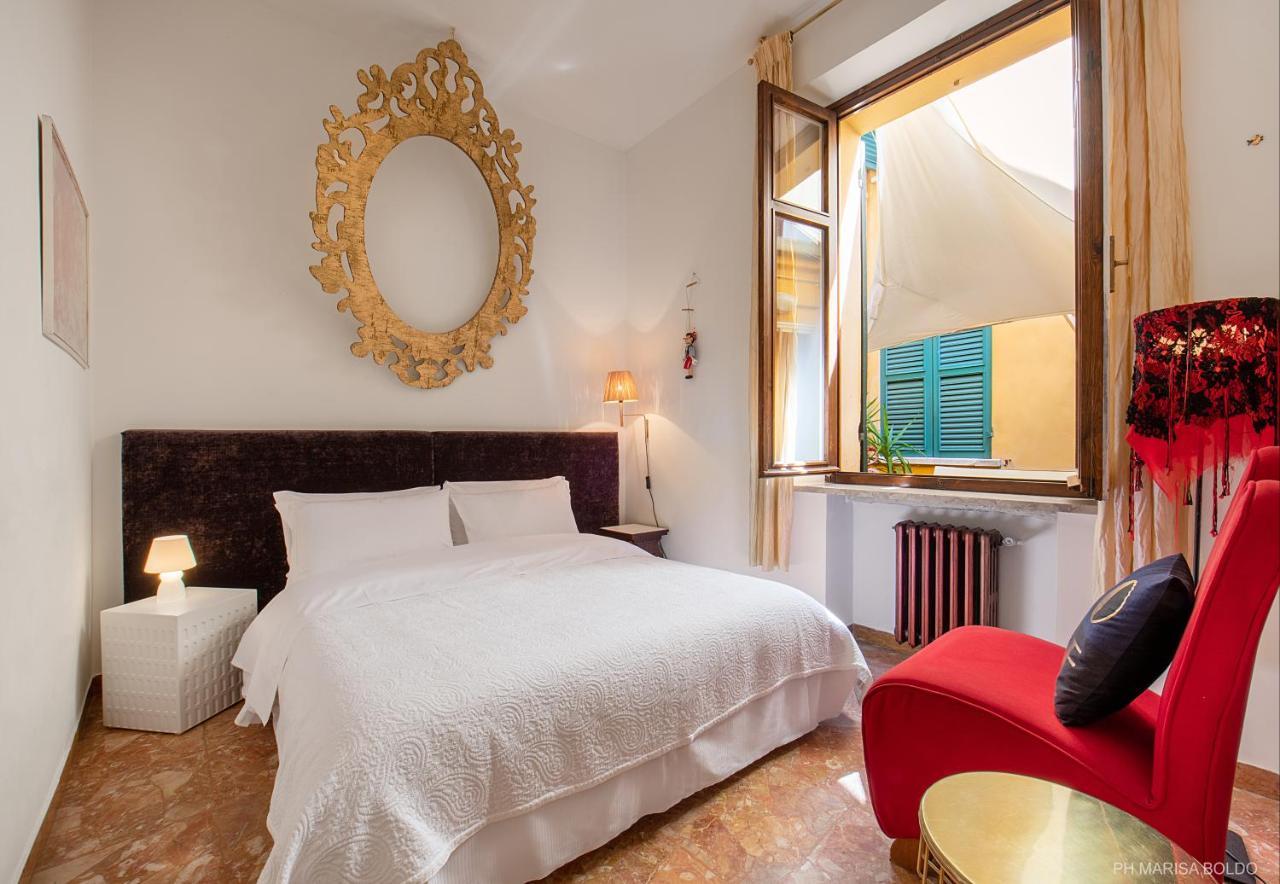 Billie'S Flat Red - Art & Design Apt In Verona Historic Centre Eksteriør bilde