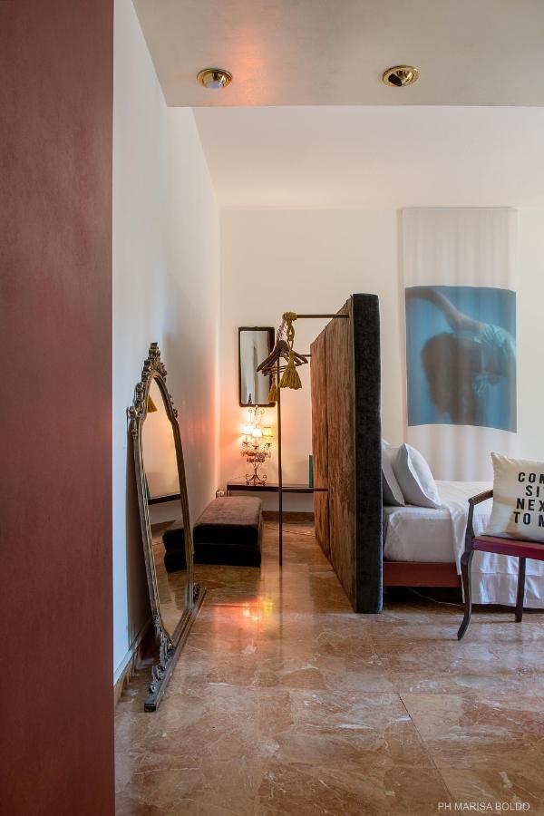Billie'S Flat Red - Art & Design Apt In Verona Historic Centre Eksteriør bilde