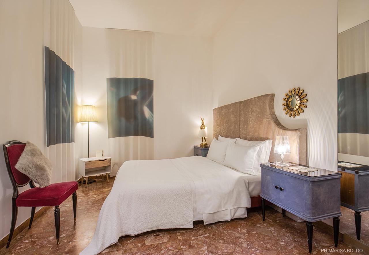 Billie'S Flat Red - Art & Design Apt In Verona Historic Centre Eksteriør bilde